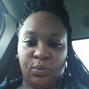 Meet your Posher, Latasha